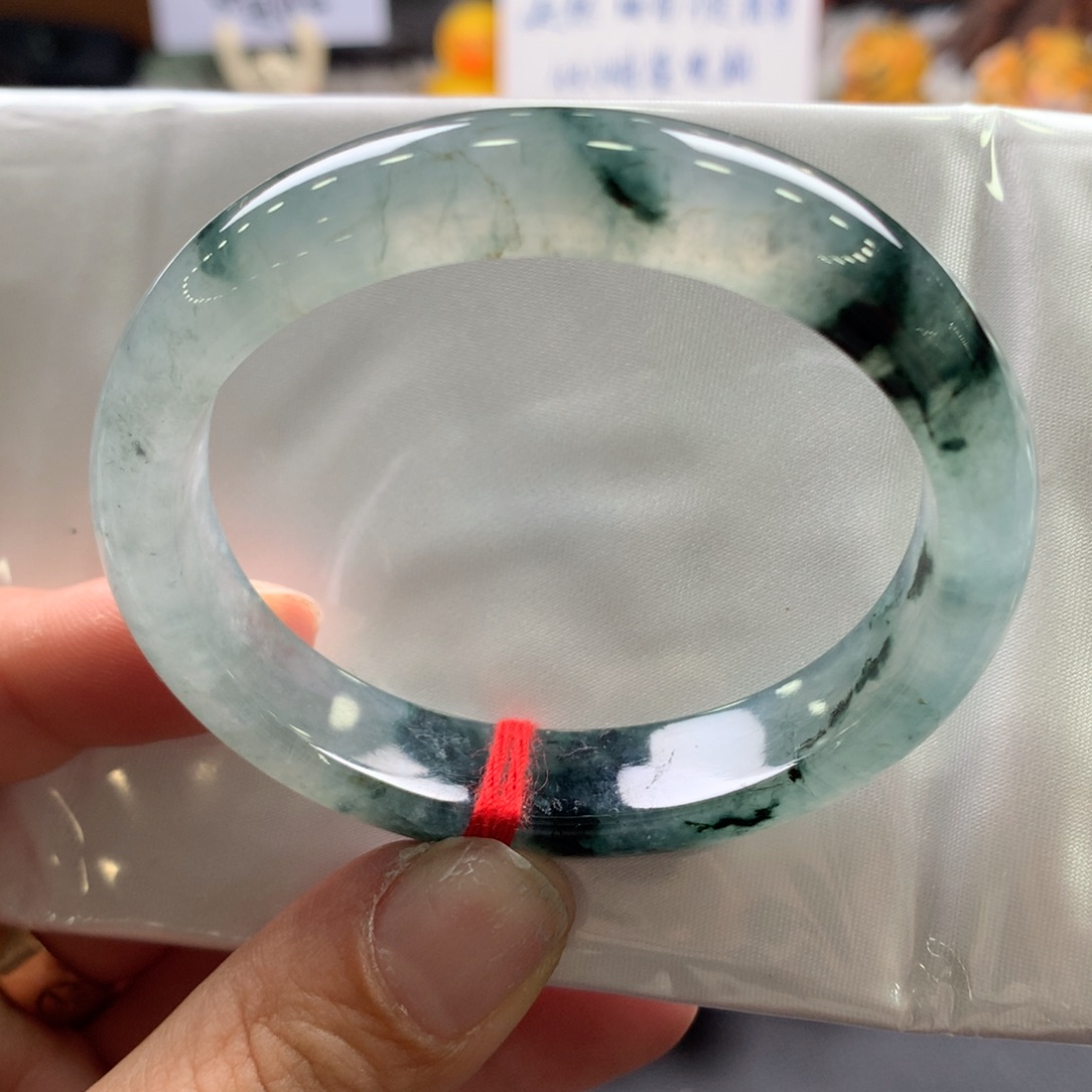 翡翠未镶嵌手镯53.6贵妃（有纹裂），132号