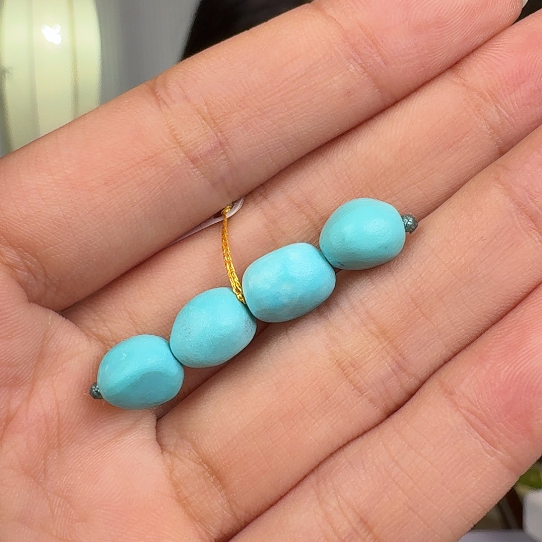 葡***球绿松石未镶嵌珠宝奇石