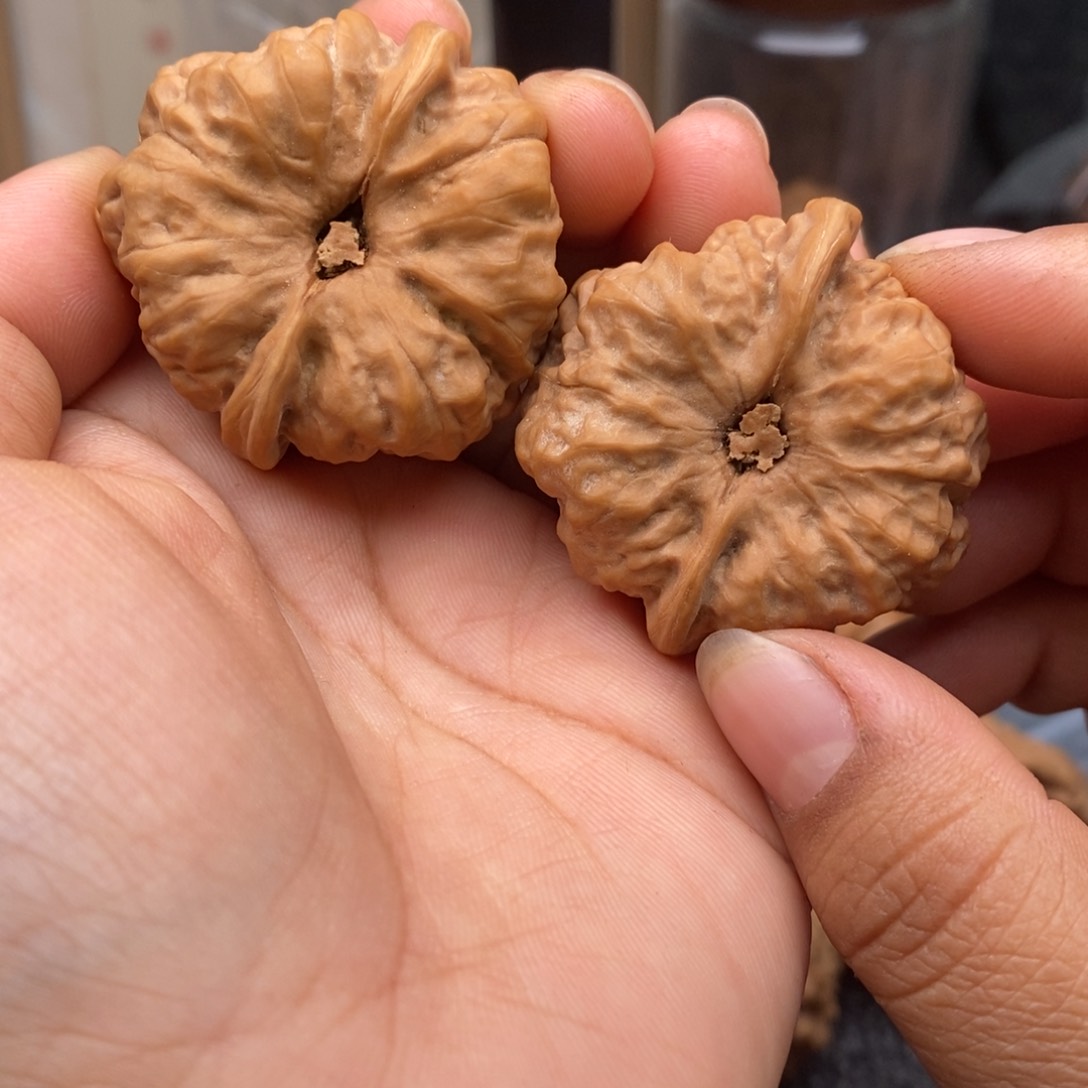 文玩核桃把件 40蛤蟆头187