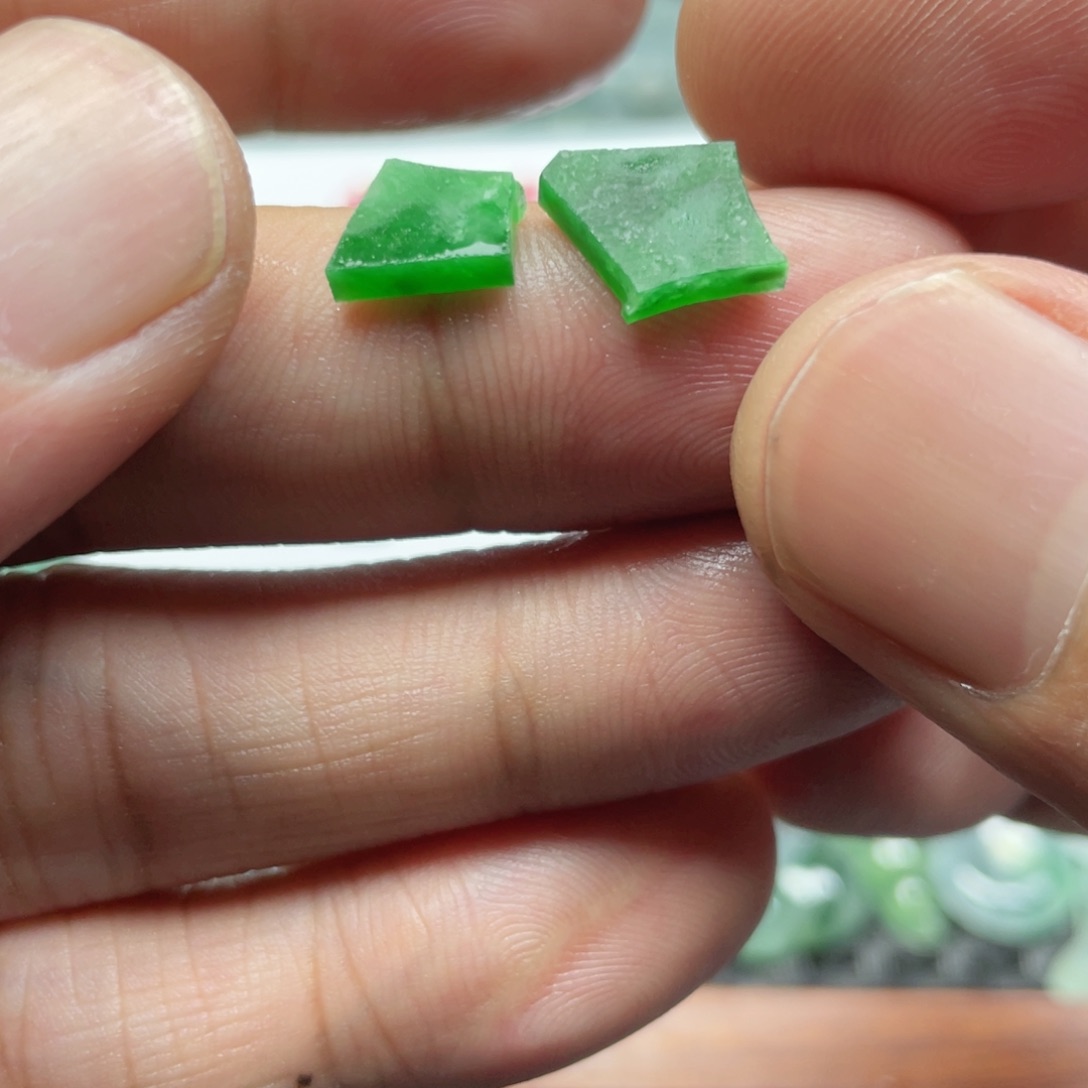 定制翡翠未镶嵌翡翠