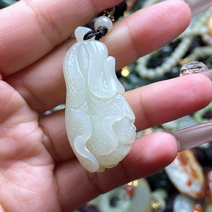 和田玉颈饰未镶嵌