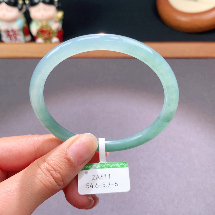 翡翠手镯未镶嵌天然翡翠手镯叮当镯