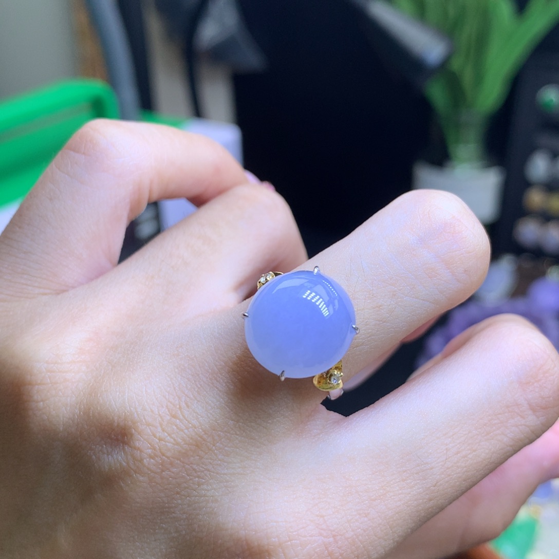 翡翠18K金镶嵌颈饰天然