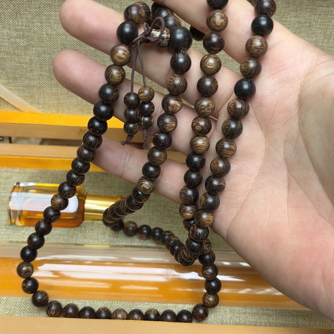 大叶紫檀（黑酸枝木类）