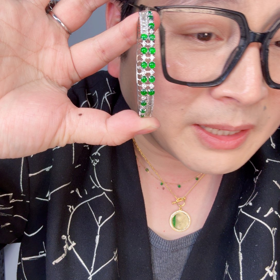 翡翠颈饰未镶嵌一个