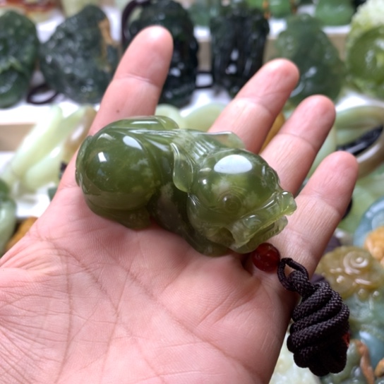 蛇纹石玉岫玉手把件未镶嵌