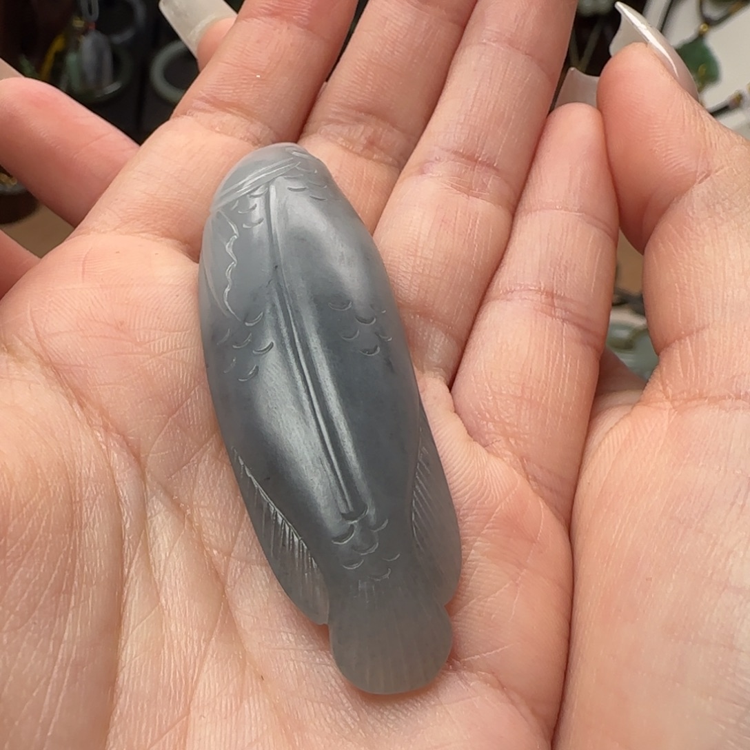 木***.和田玉未镶嵌颈饰