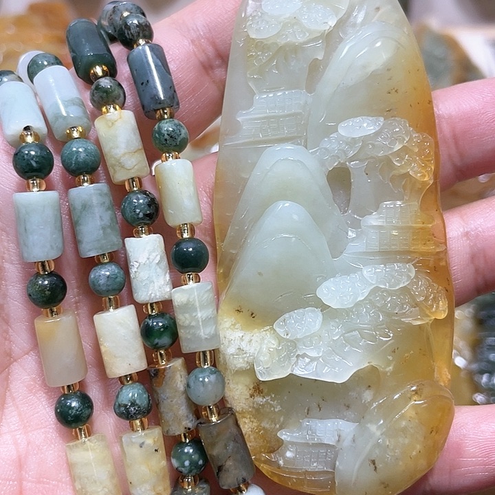 岫玉吊坠(赠链)未镶嵌