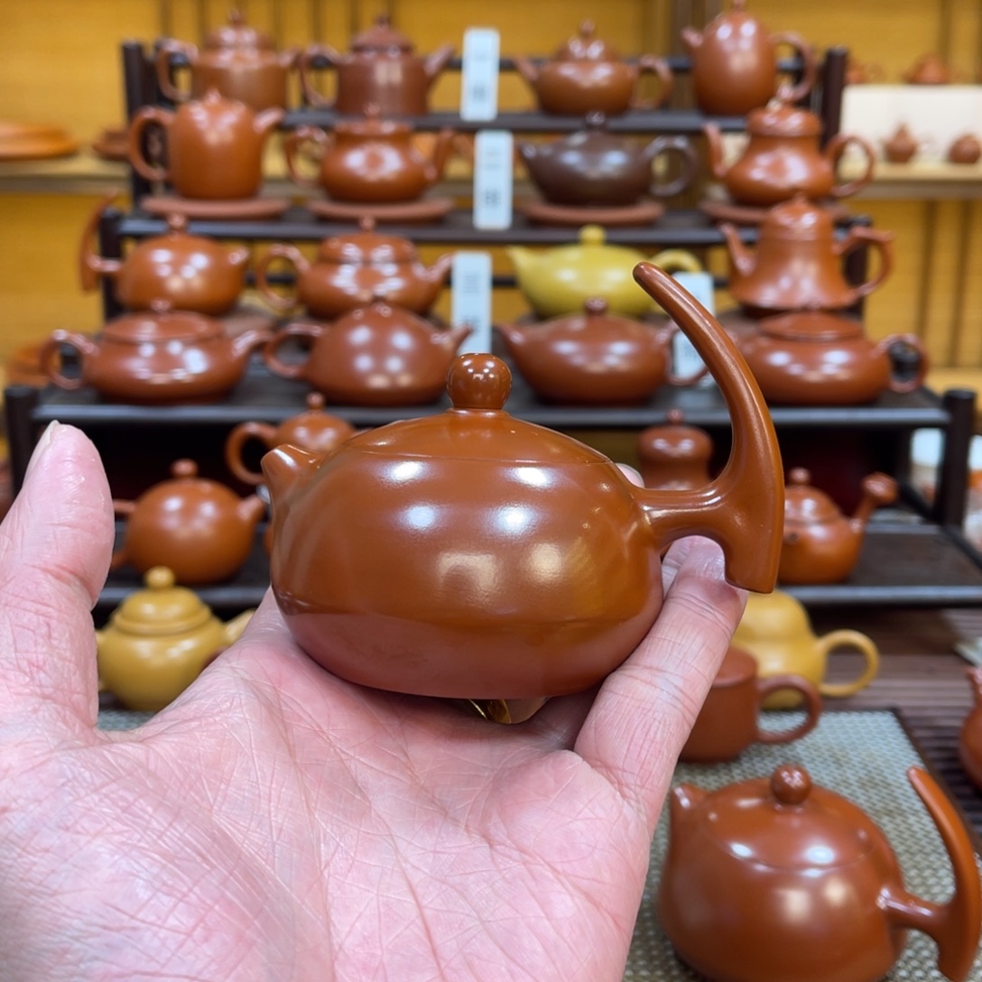 朱泥茶壶半把 110-150cc