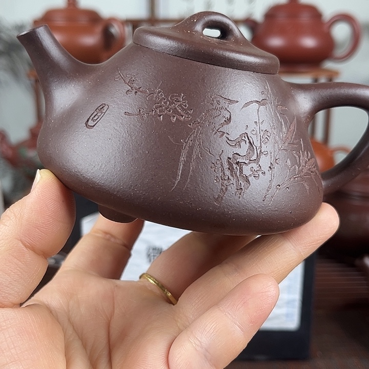 名***盛茶壶紫砂微瑕处理