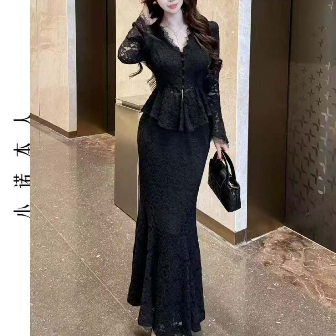 显瘦辣妹风纯欲开衫体恤搭配半身裙套装1129尚