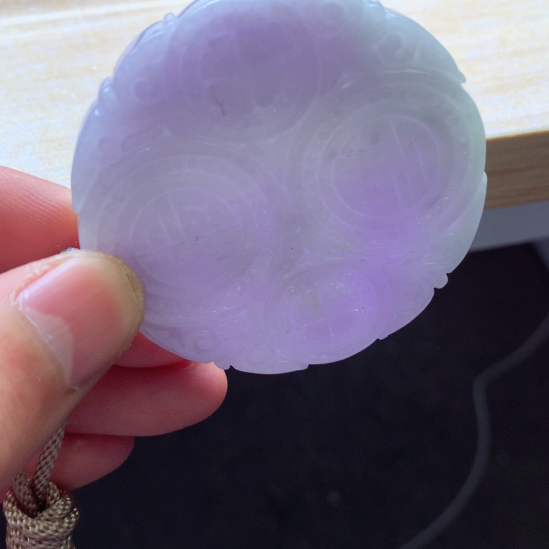 翡翠颈饰未镶嵌吊坠