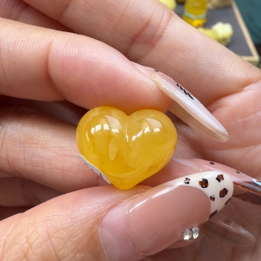 琥珀未镶嵌裸石蜜蜡