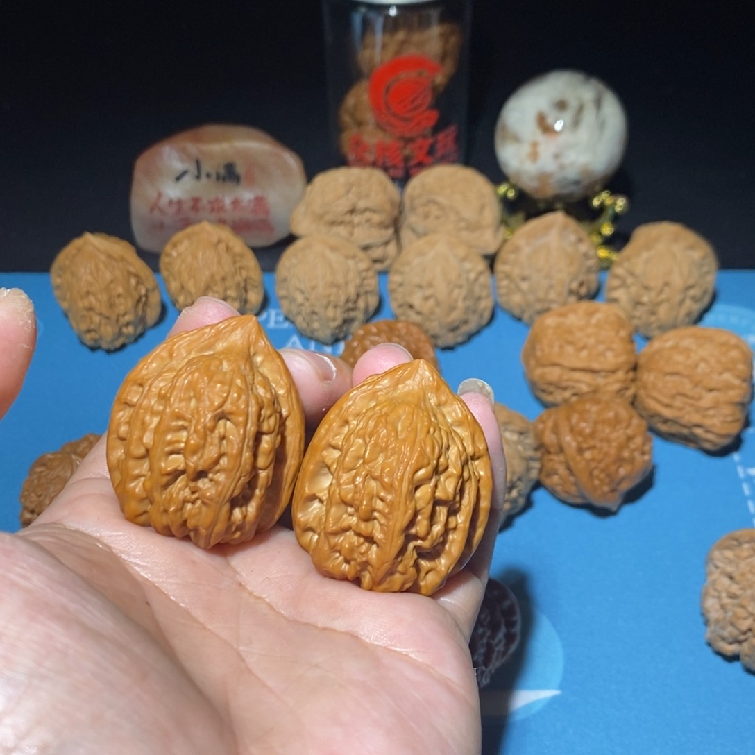 桃核吊坠1**335尺赤龙鸡心