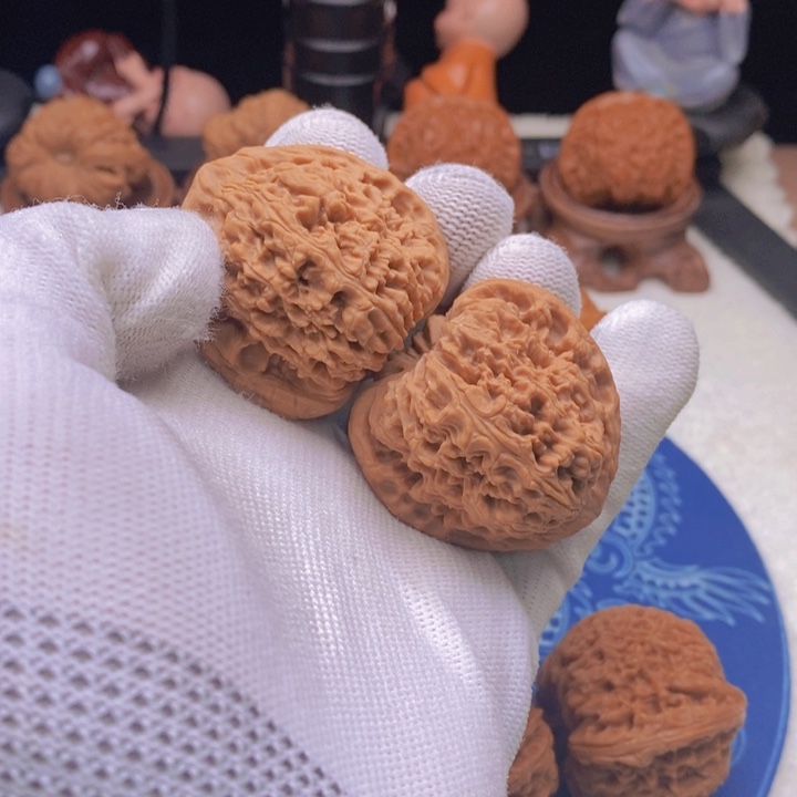 文玩核桃吊坠晴**雨文玩核桃