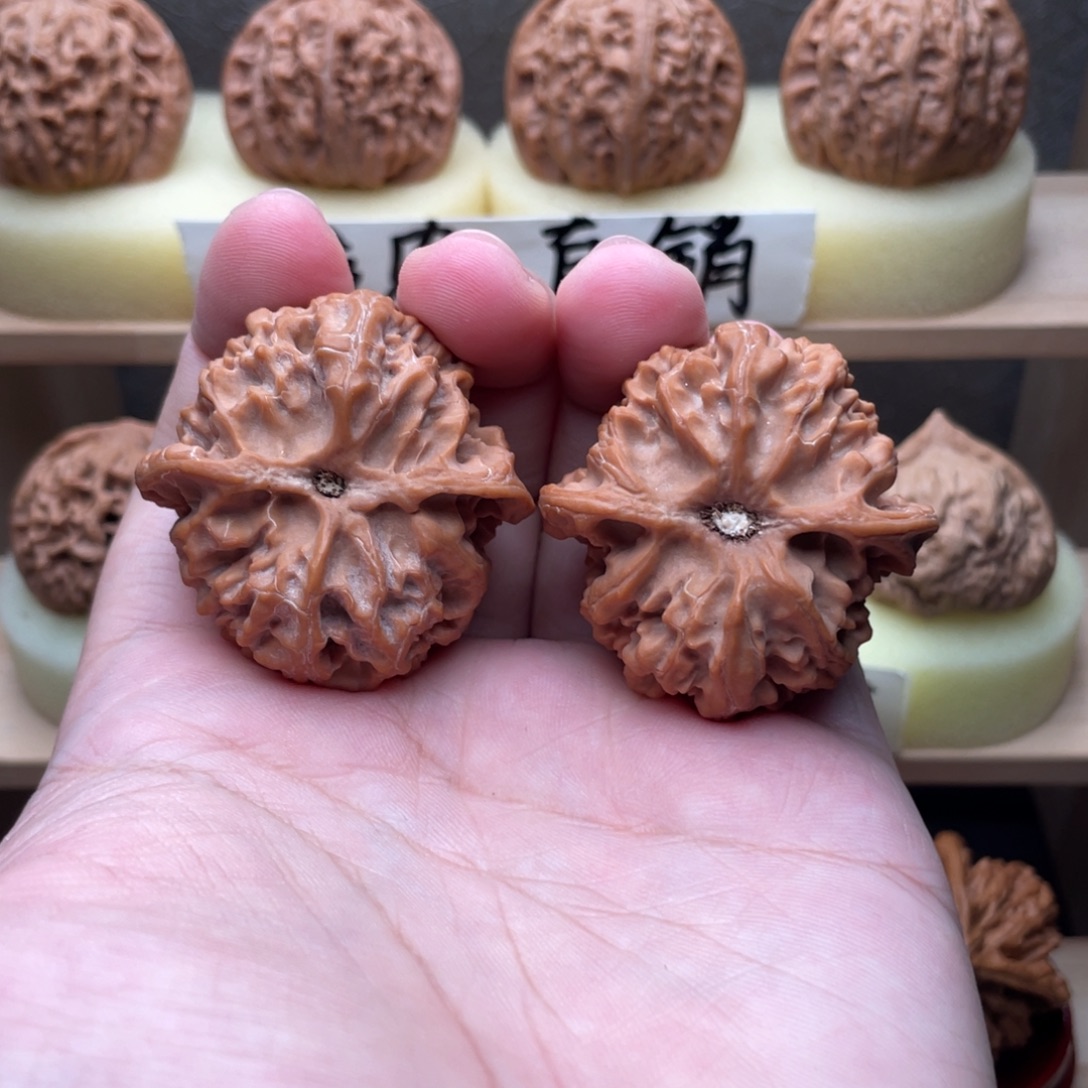 M***g文玩核桃吊坠全品苹果圆42➕老友价