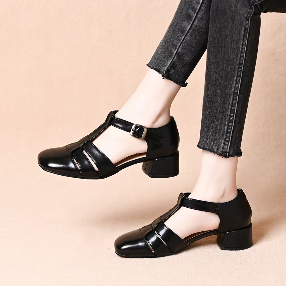 真软皮平底包跟凉鞋女2025夏季新款百搭妈妈鞋厚底防滑凉鞋