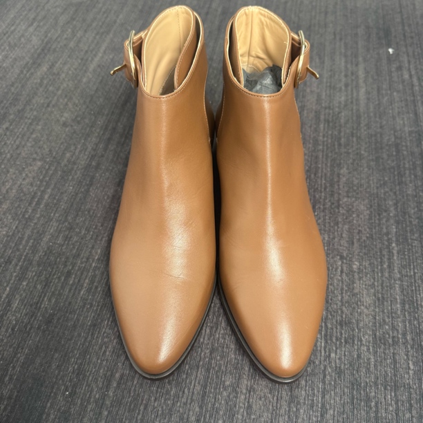 未使用 MaxMara 全新棕色靴子 35码