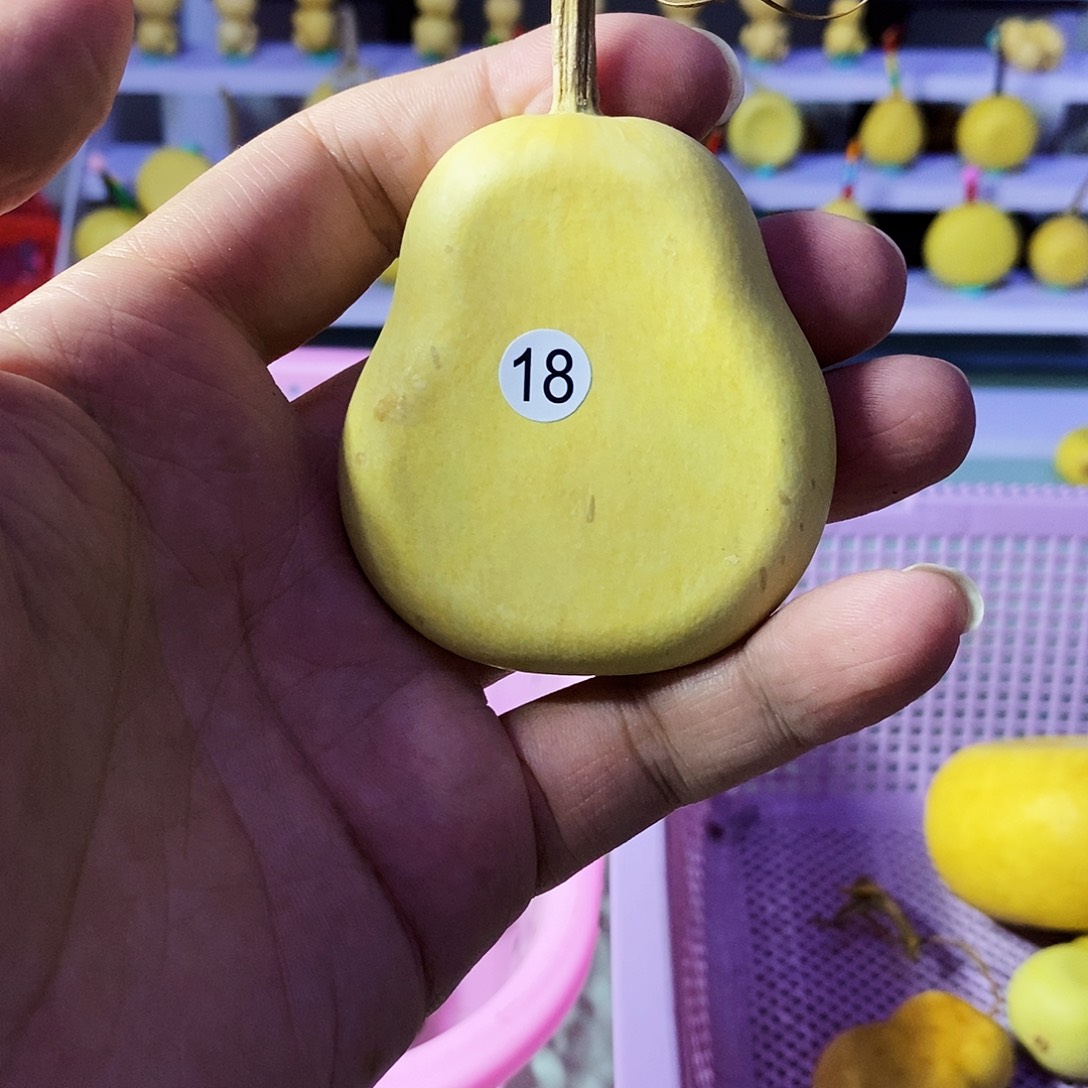 18 全场满50包邮，看好下单，默认微瑕，不退不换