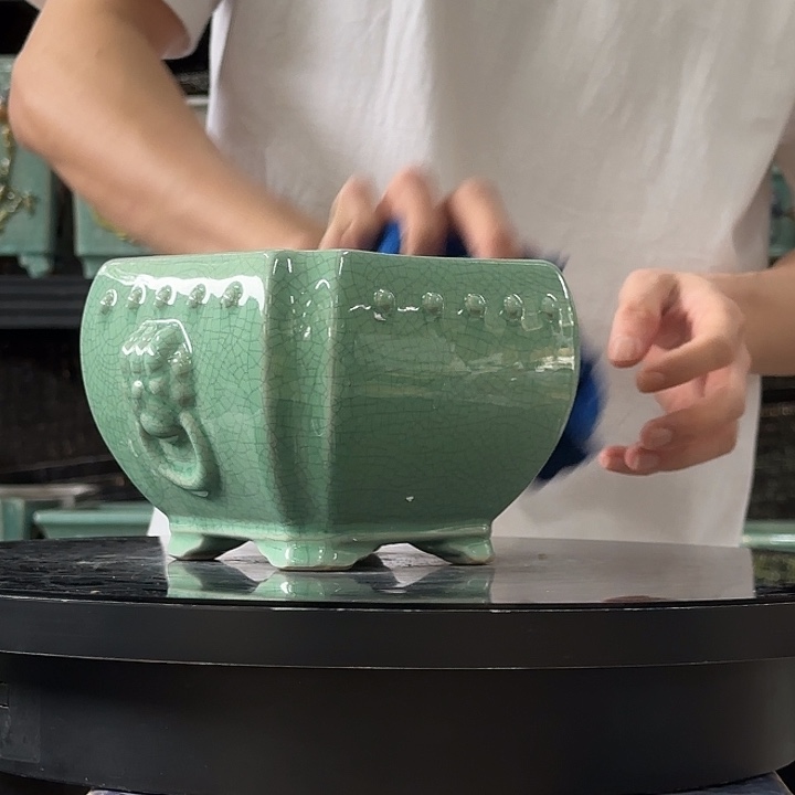 586浅绿外口14内深9