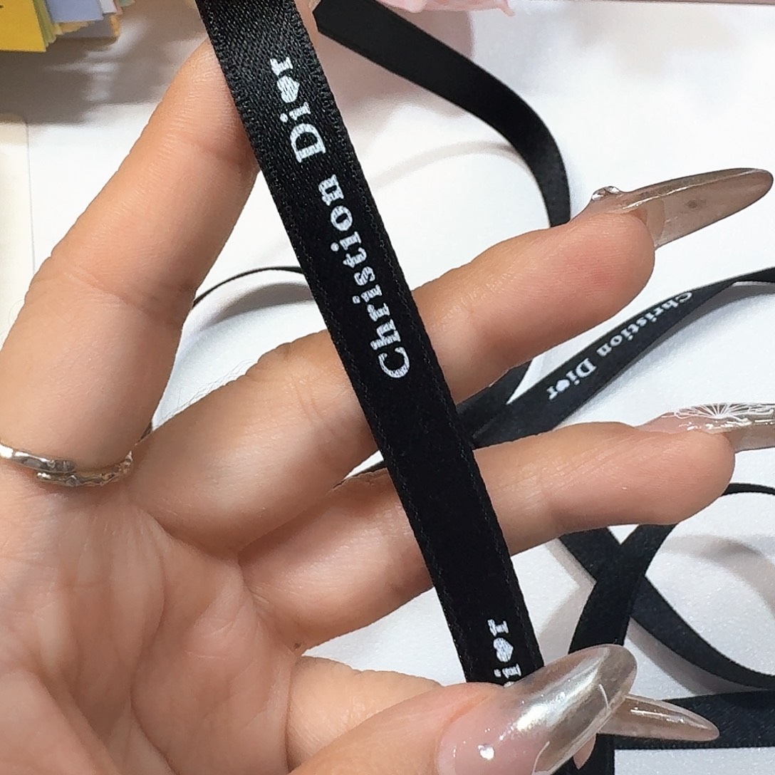 沫小狸狸黑色字母格调5米