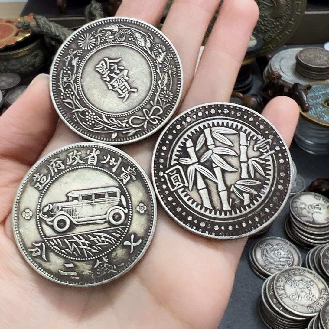 金属复古风格摆件