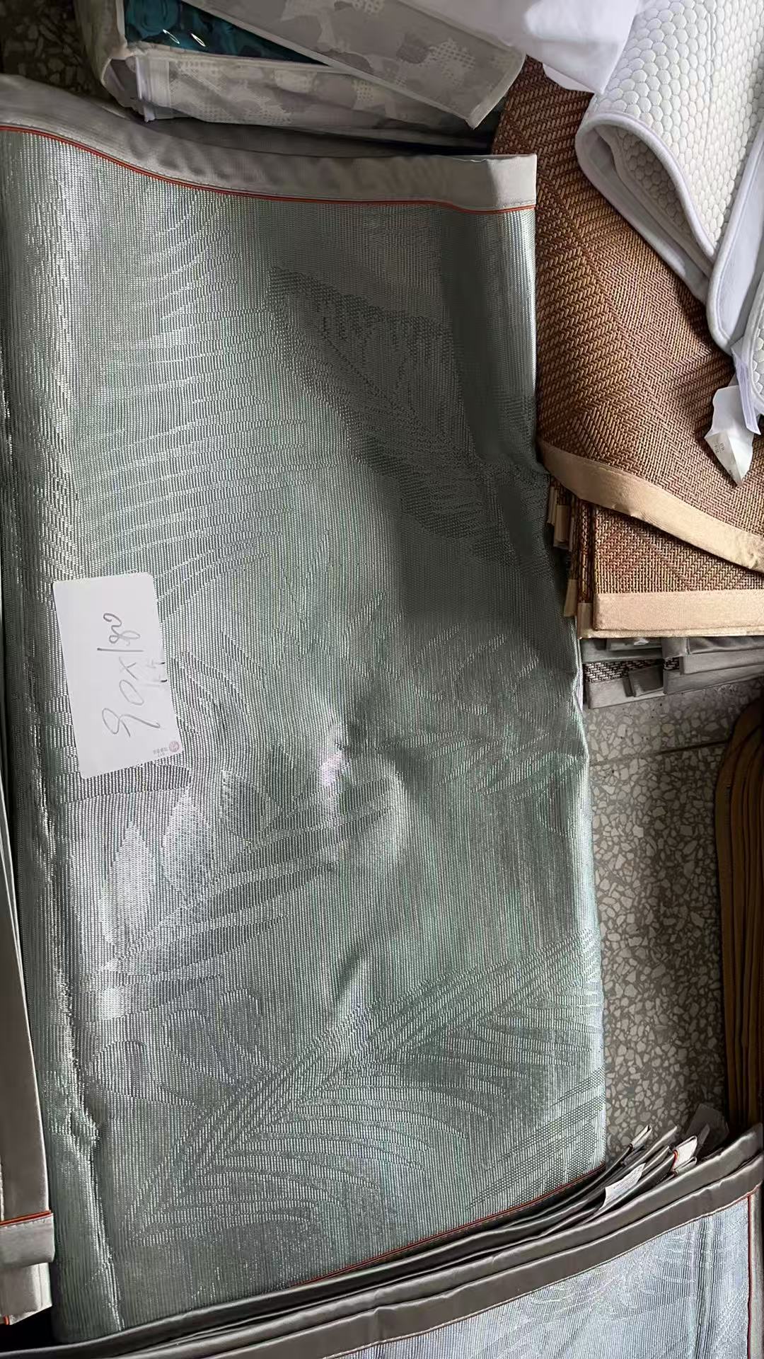 《兵哥外贸》90*180杂款透气冰丝沙发垫 不挑色 微瑕疵 发一个