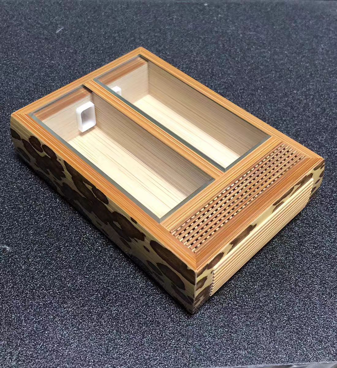 曹自康梅妃盒子双格竹蛉金钟盒