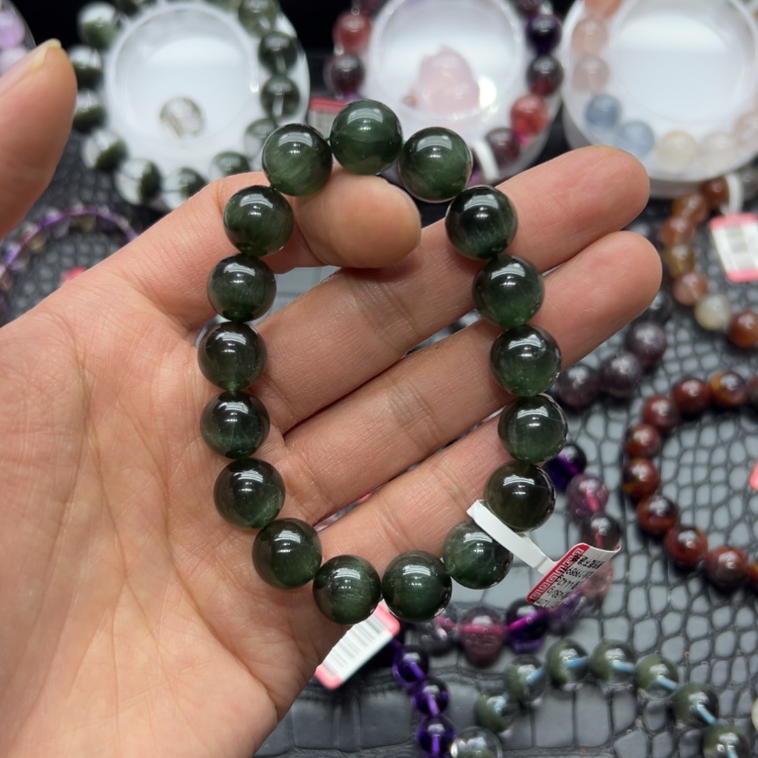 水晶手链未镶嵌好看