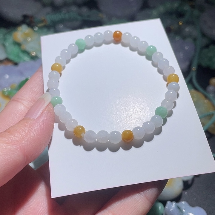 颈饰未镶嵌翡翠天