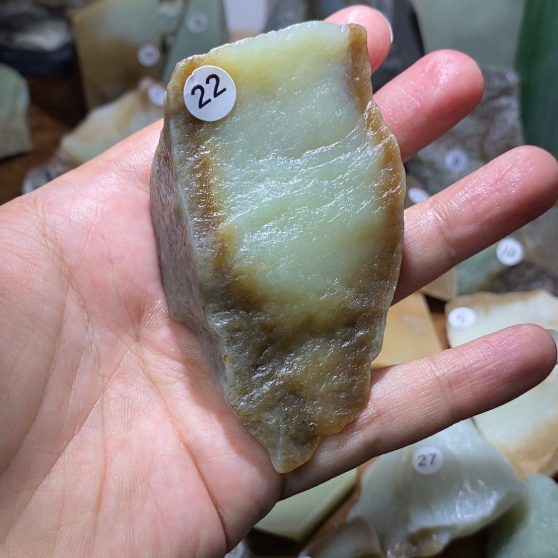 未镶嵌和田玉珠宝半成品一***，