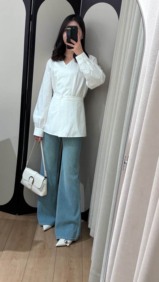 巷里女装店春款上新