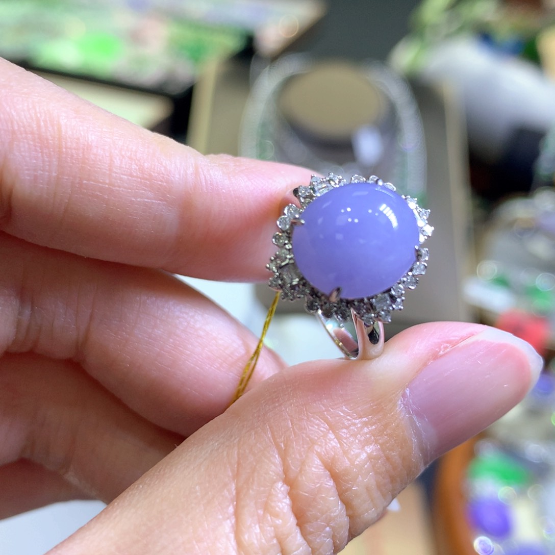 【闪购商品】翡翠颈饰18K金镶嵌翡翠吊坠项链