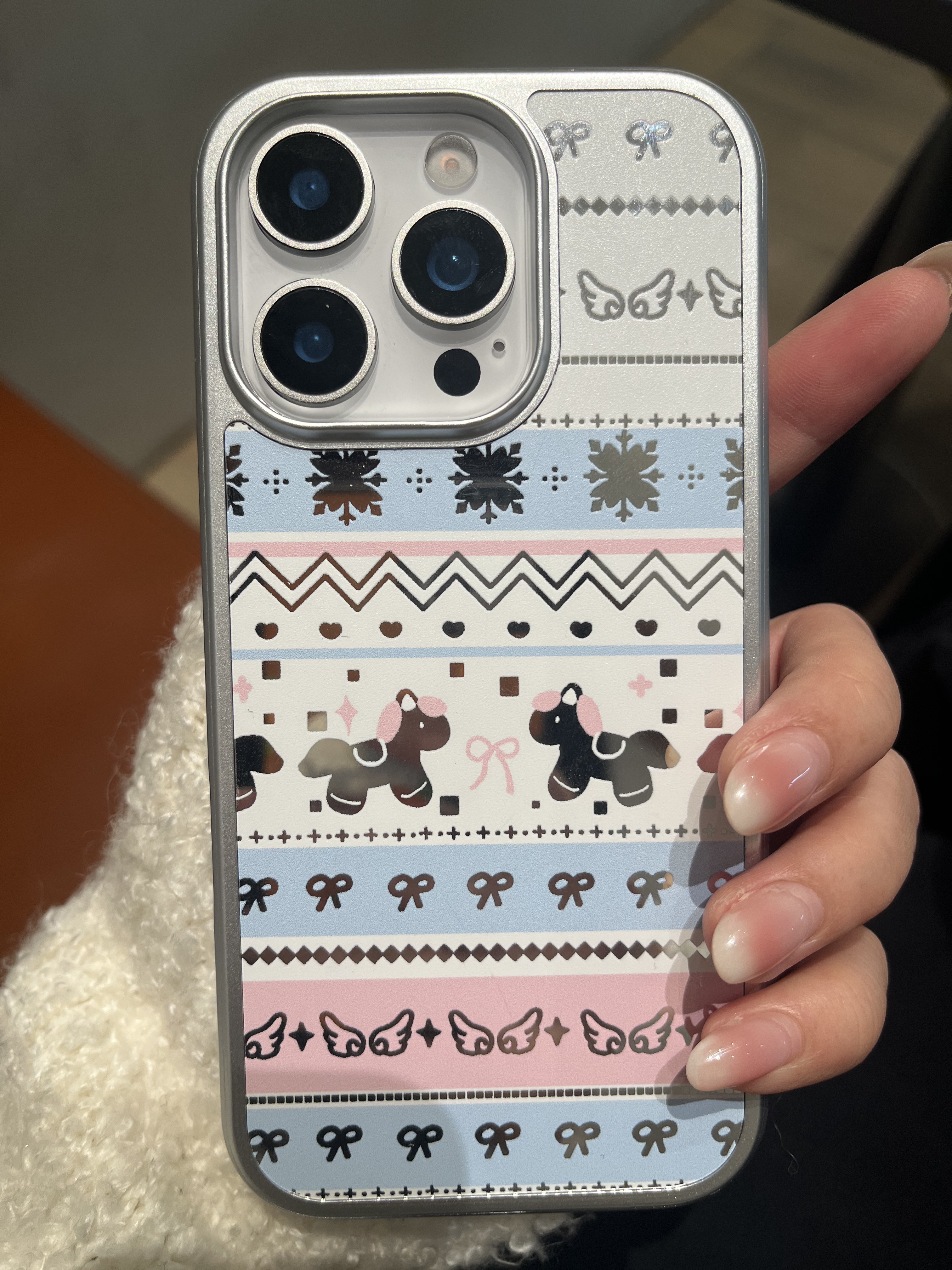 2026新年费尔岛小马磨砂镜面手机壳适用于iPhone17promax华为小米