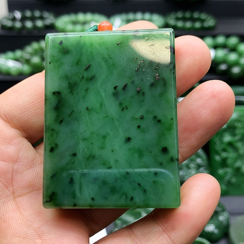 【闪购商品】和田玉（碧玉）颈饰未镶嵌