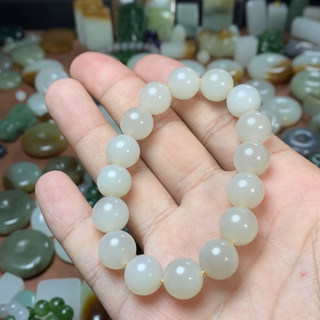 和田玉吊坠(不含链)未镶嵌