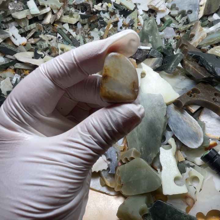 和田玉未镶嵌珠宝半成品