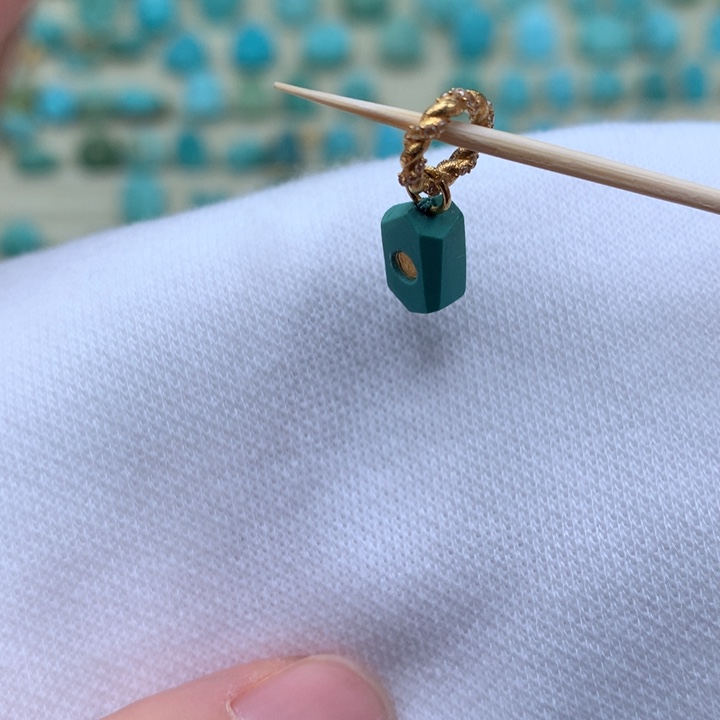 绿松石绿松石配饰18K金镶嵌