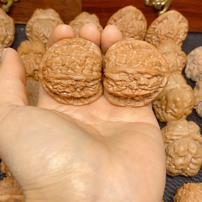 【闪购商品】吊坠文玩核桃戳**✨白狮子41