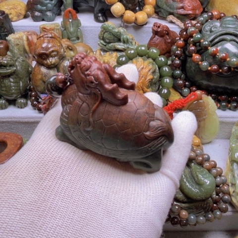 岫岩河磨玉（透闪石质玉）把件未镶嵌他