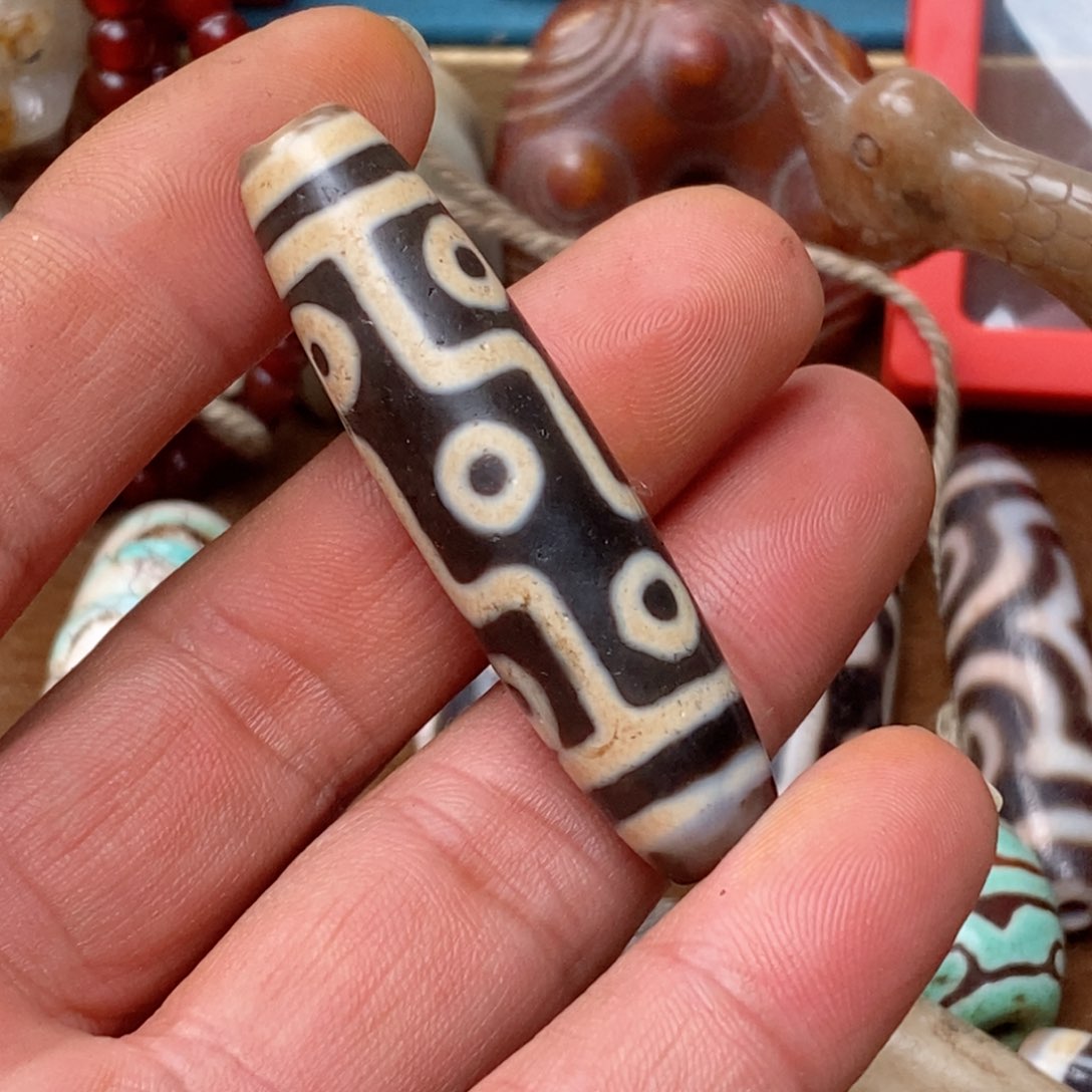 DIY琉璃闽***业珠子的颜色是蓝色