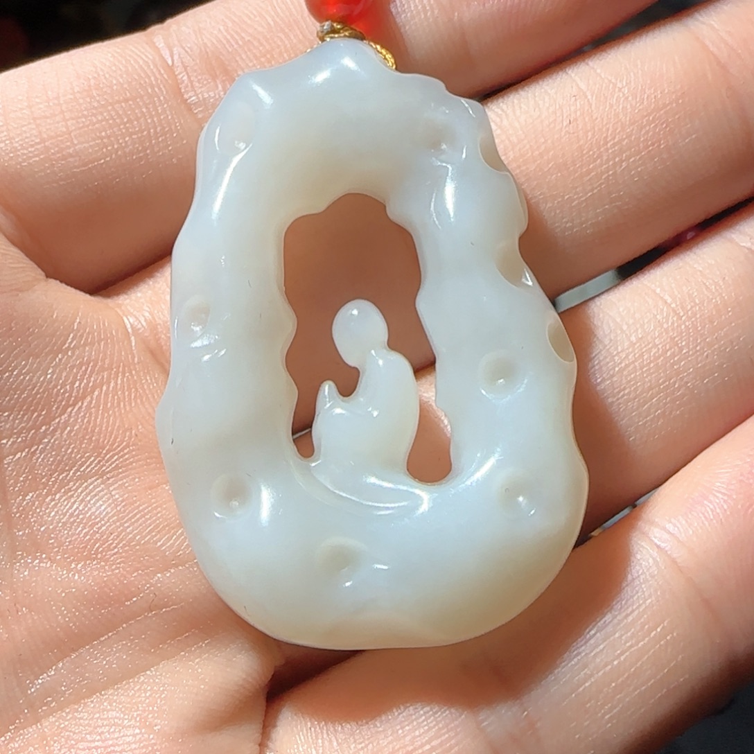 憨***@和田玉未镶嵌颈饰