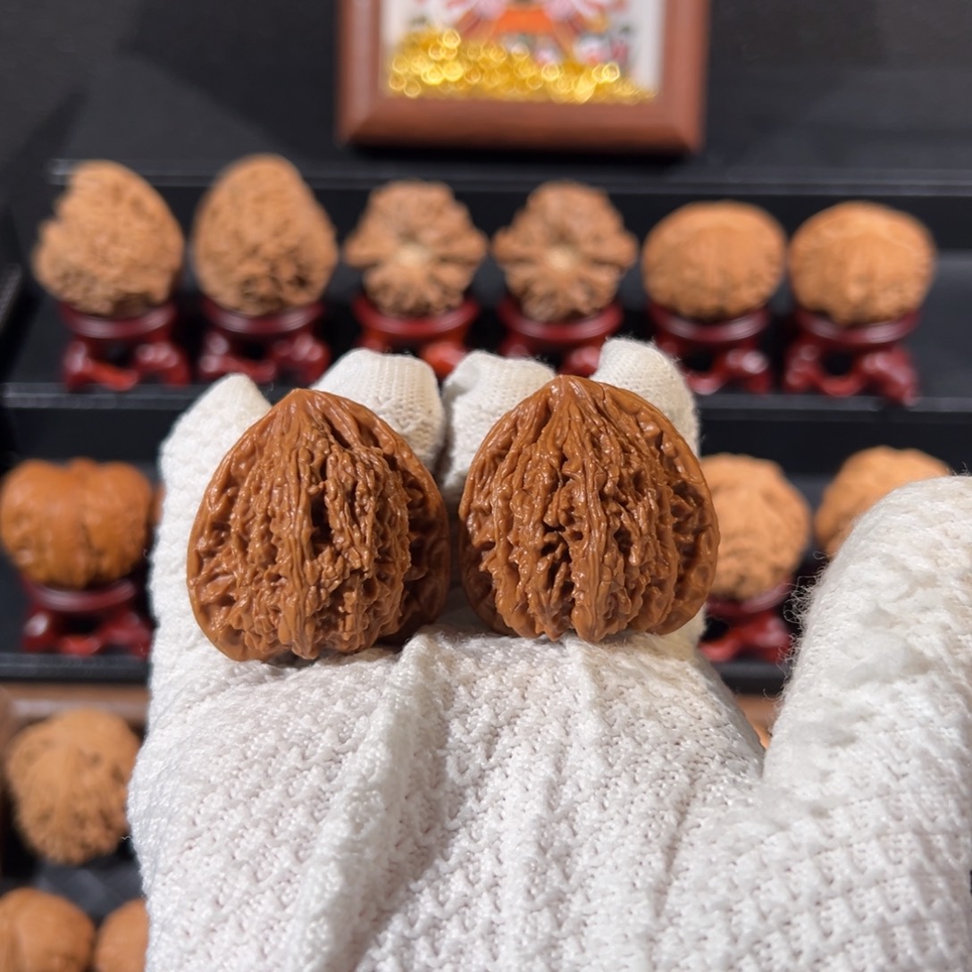 文玩核桃把件三角蜜纹打过底37+