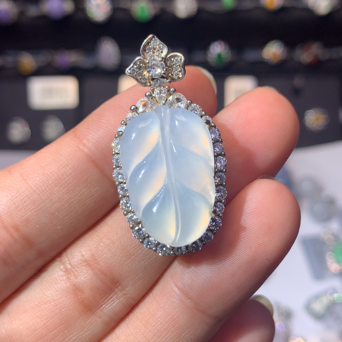 翡翠银S925镶嵌颈饰