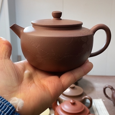 紫砂茶壶原矿底槽清，圆珠壶，300 c c