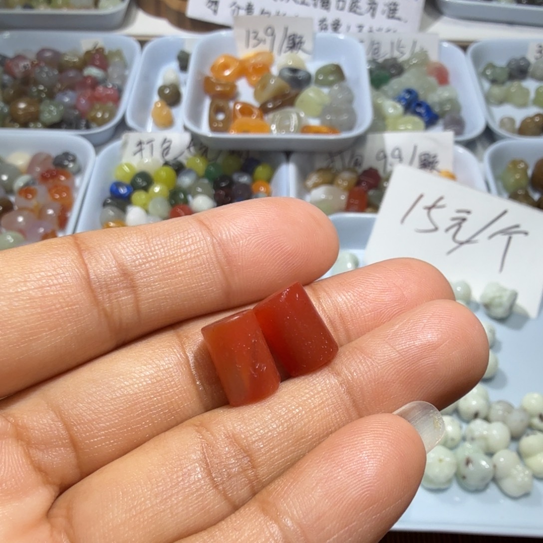 和田玉未镶嵌珠宝奇石