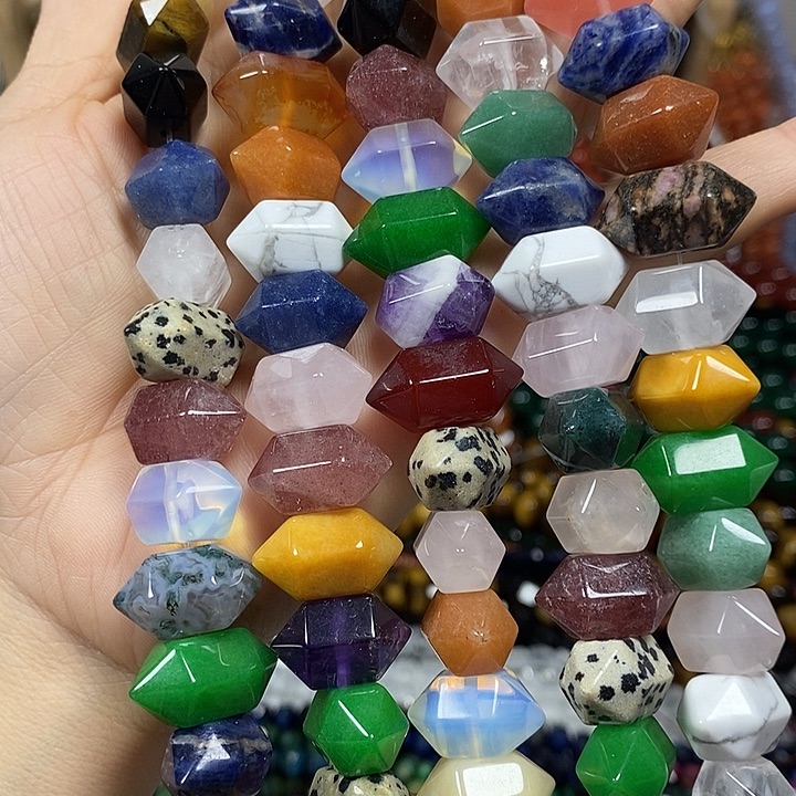 玛瑙/玉髓未镶嵌珠宝半成品多宝双尖卡18-20mm20颗