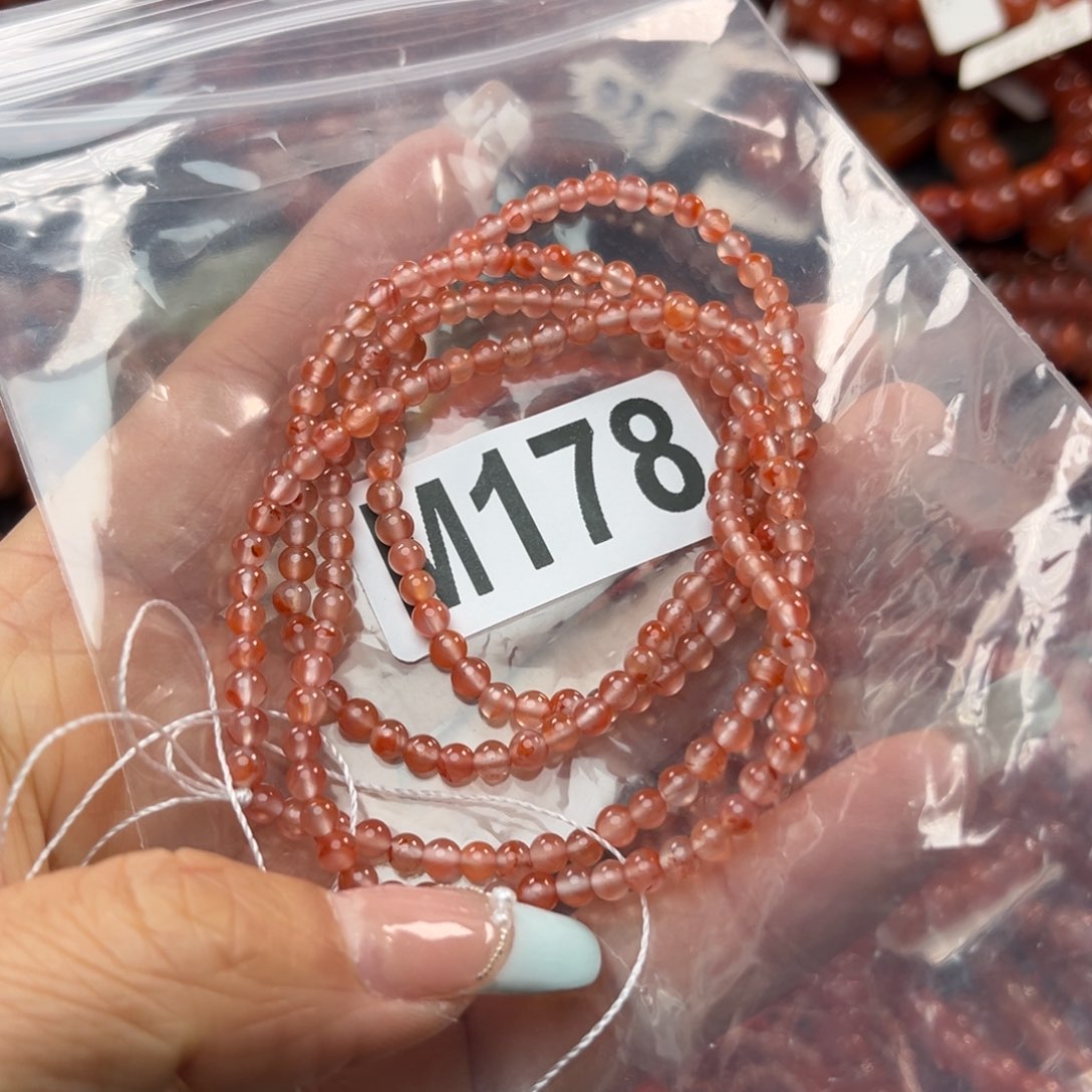 南红玛瑙珠宝奇石未镶嵌3*