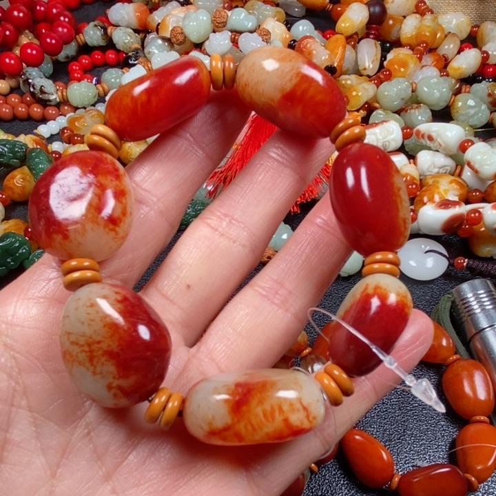 和田玉手链未镶嵌华**哥