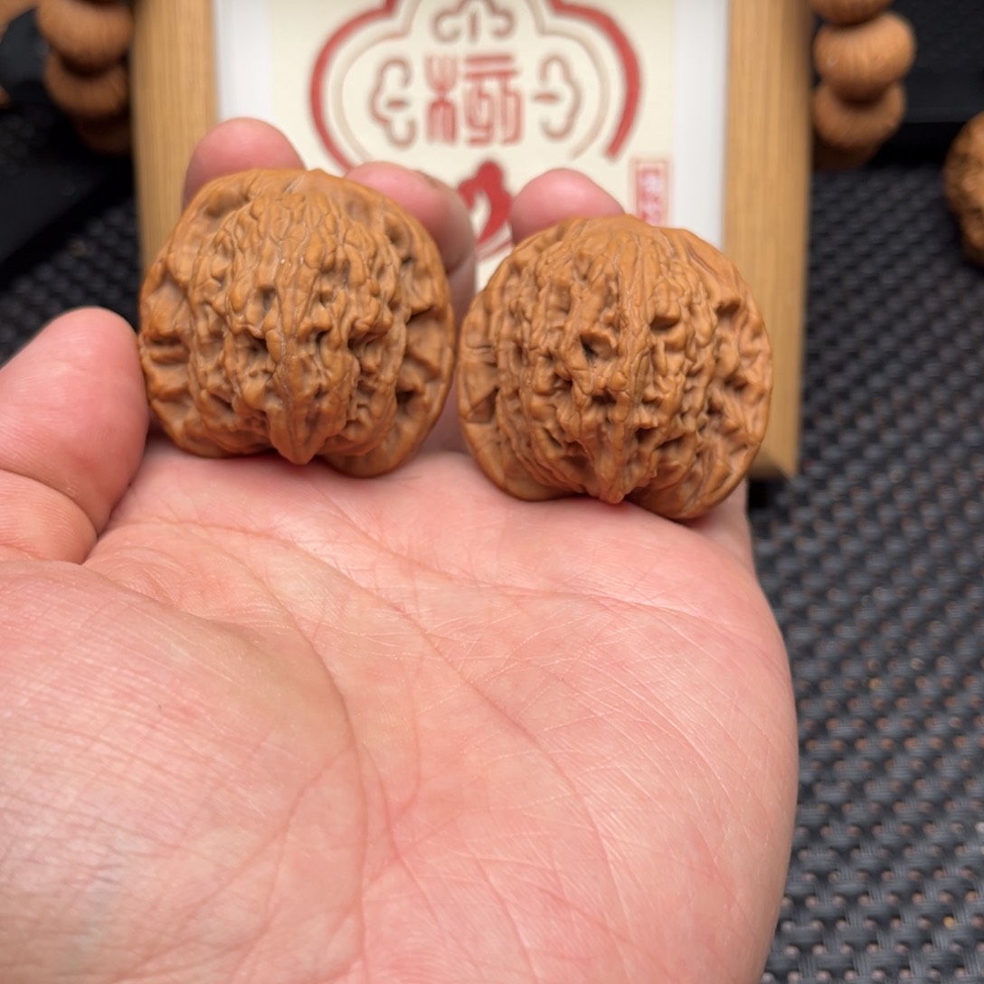 吊坠文玩核桃虎头40全品